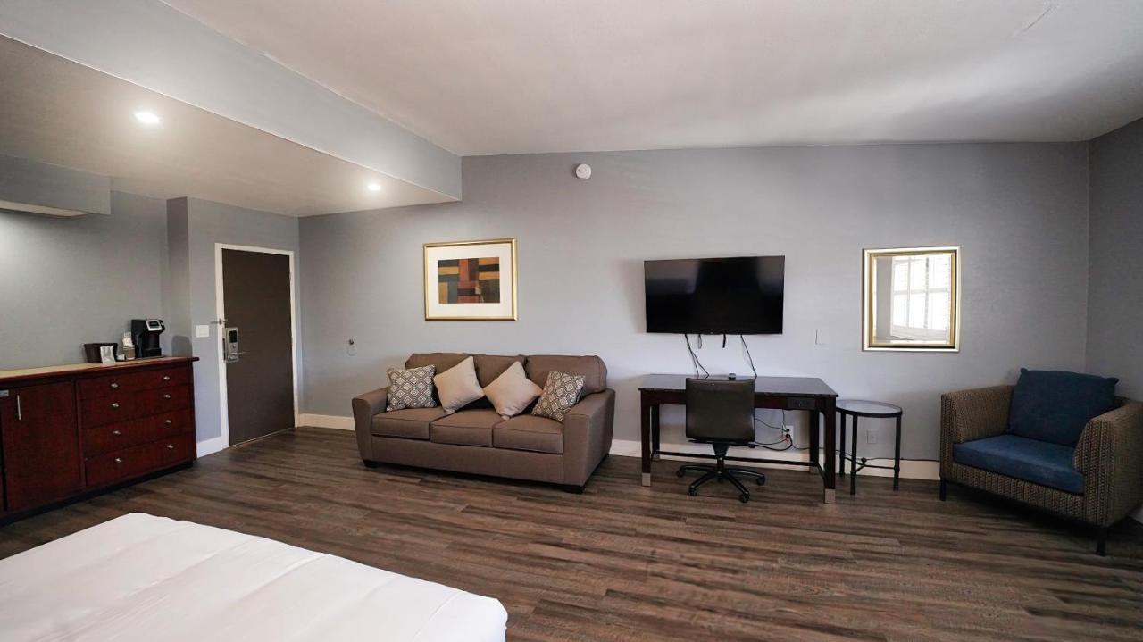 Seaside Inn & Suites Santa Cruz Exterior photo