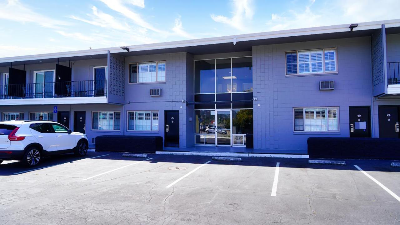 Seaside Inn & Suites Santa Cruz Exterior photo