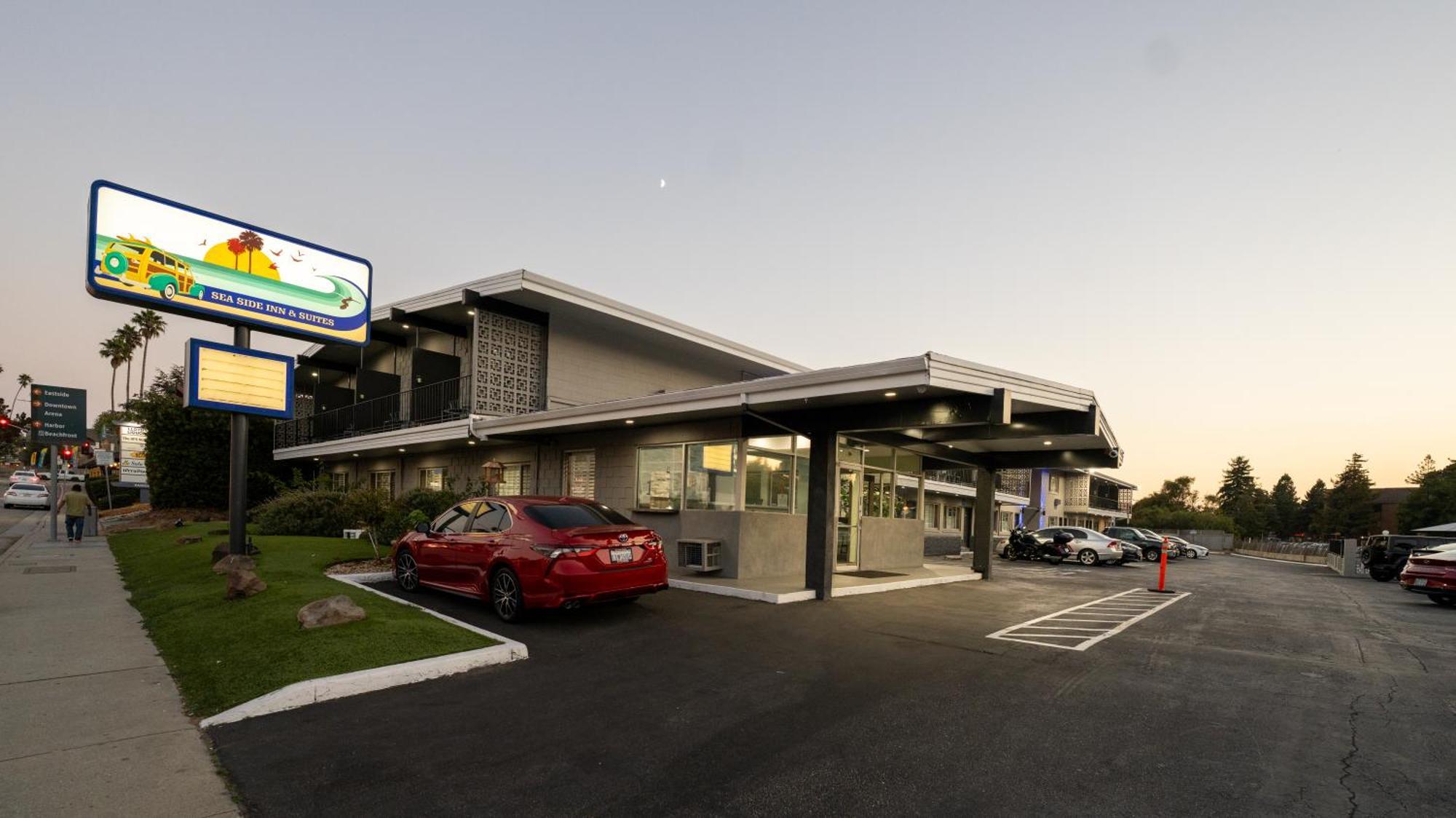 Seaside Inn & Suites Santa Cruz Exterior photo